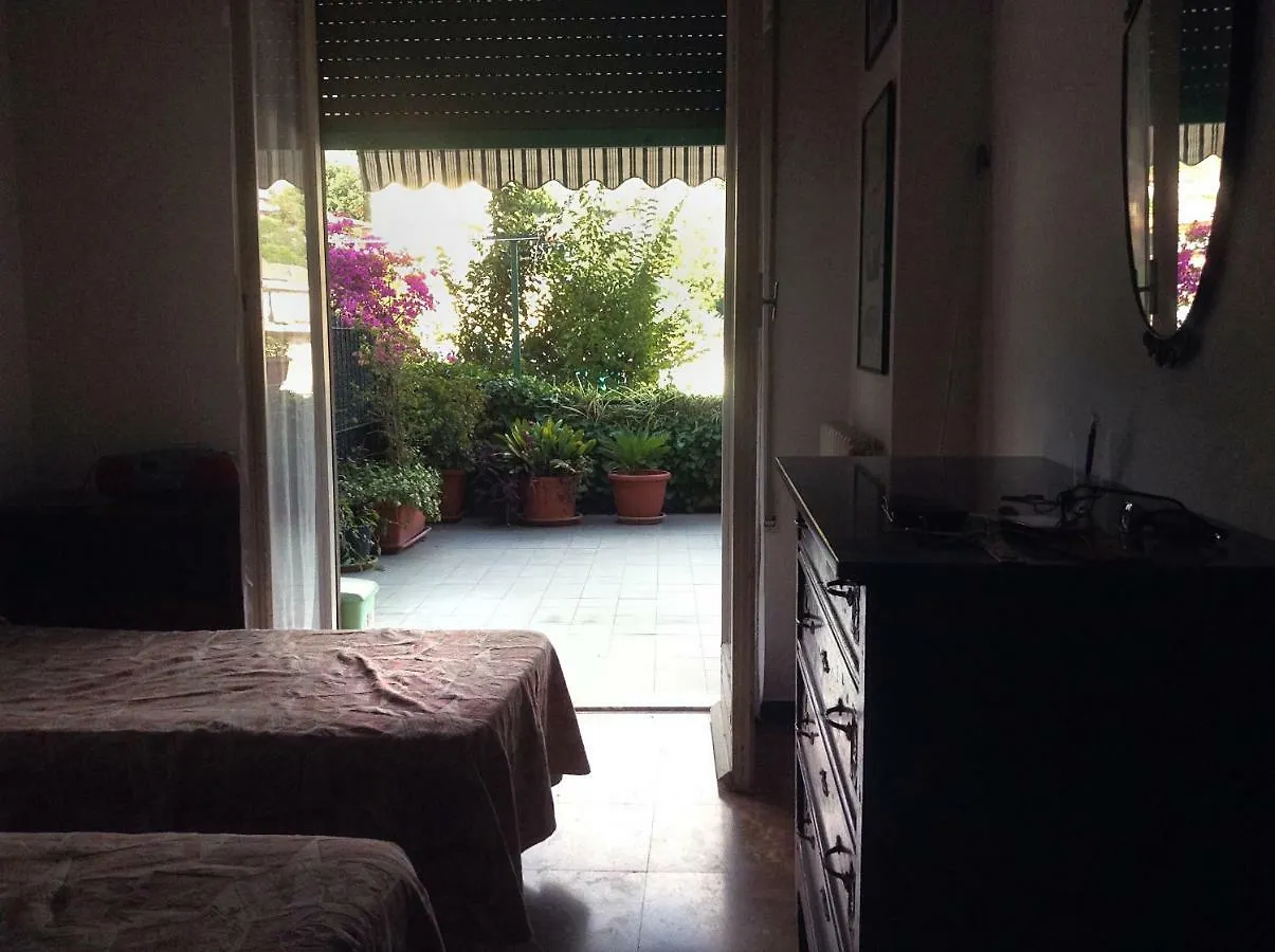 Condominio Marina Rapallo Apartment